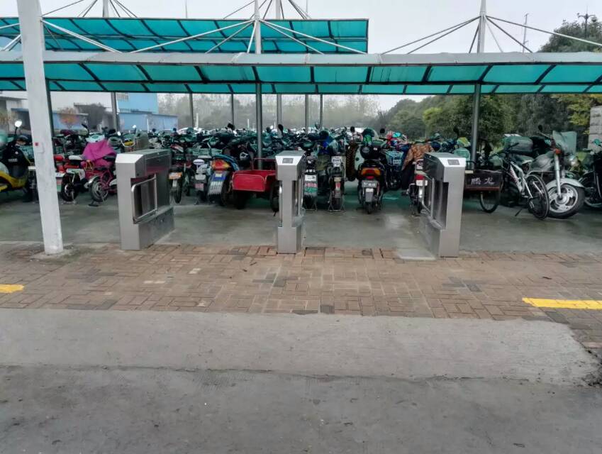 ����ͨ���o(w��)ˢ�[�lЧ��