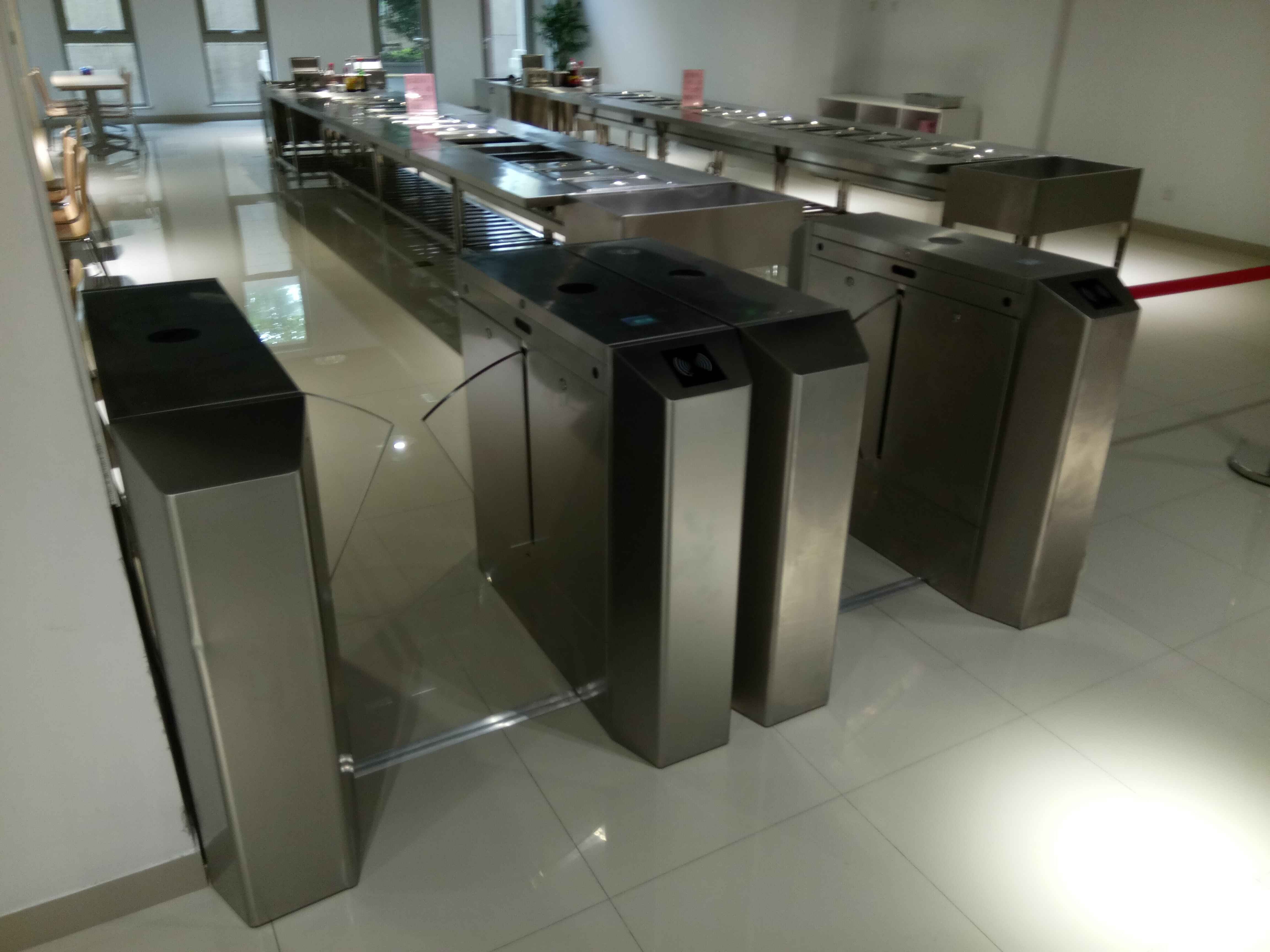 �Aͨ���F(tu��n)ʳ�����M(f��i)ͨ�����l�(xi��ng)Ŀ