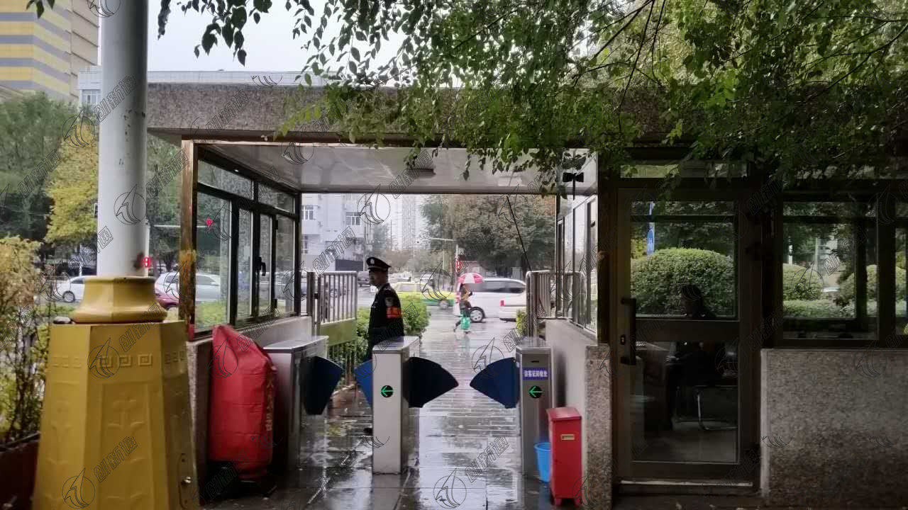 ����ľ�R���������l