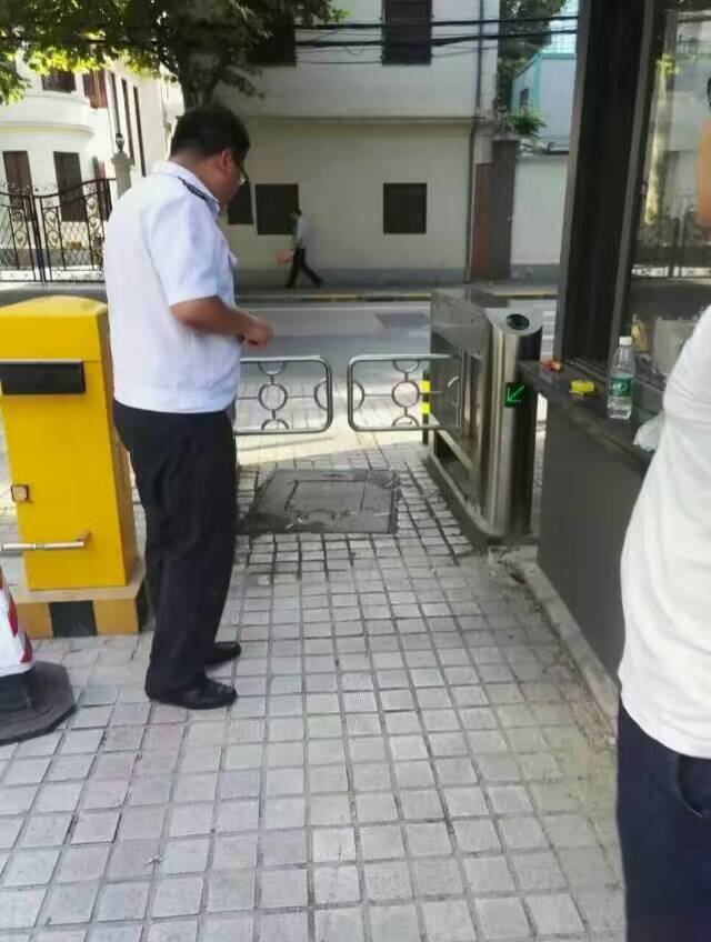 小區(qū)擺閘通行效果